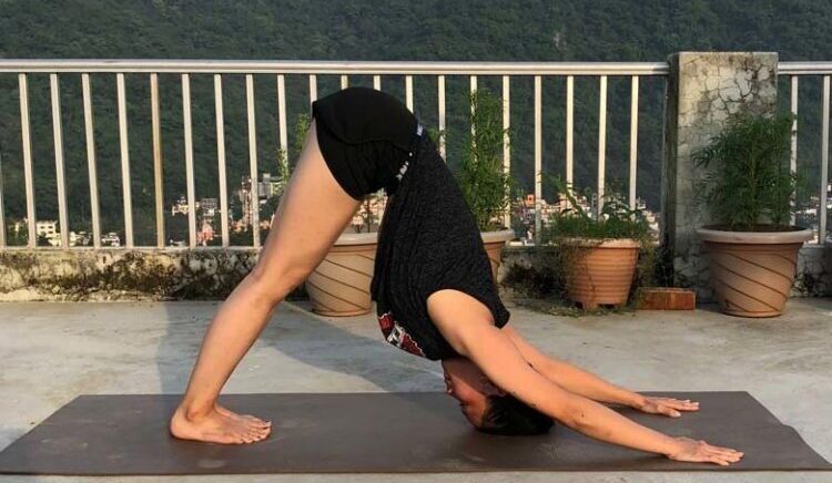 Parvatasana