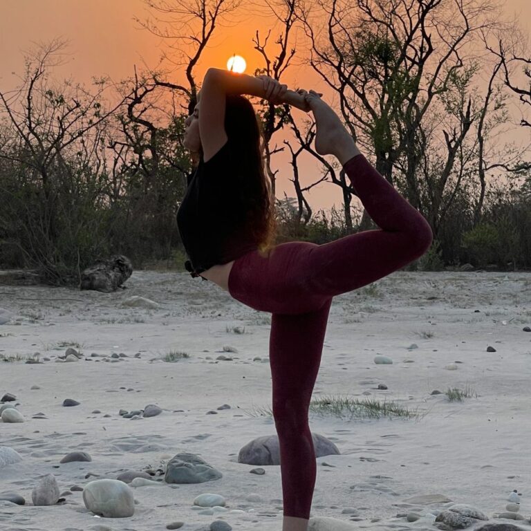 100 Hour Yoga Teacher Training in Rishikesh