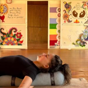 Yoga bei Menstruationsbeschwerden
